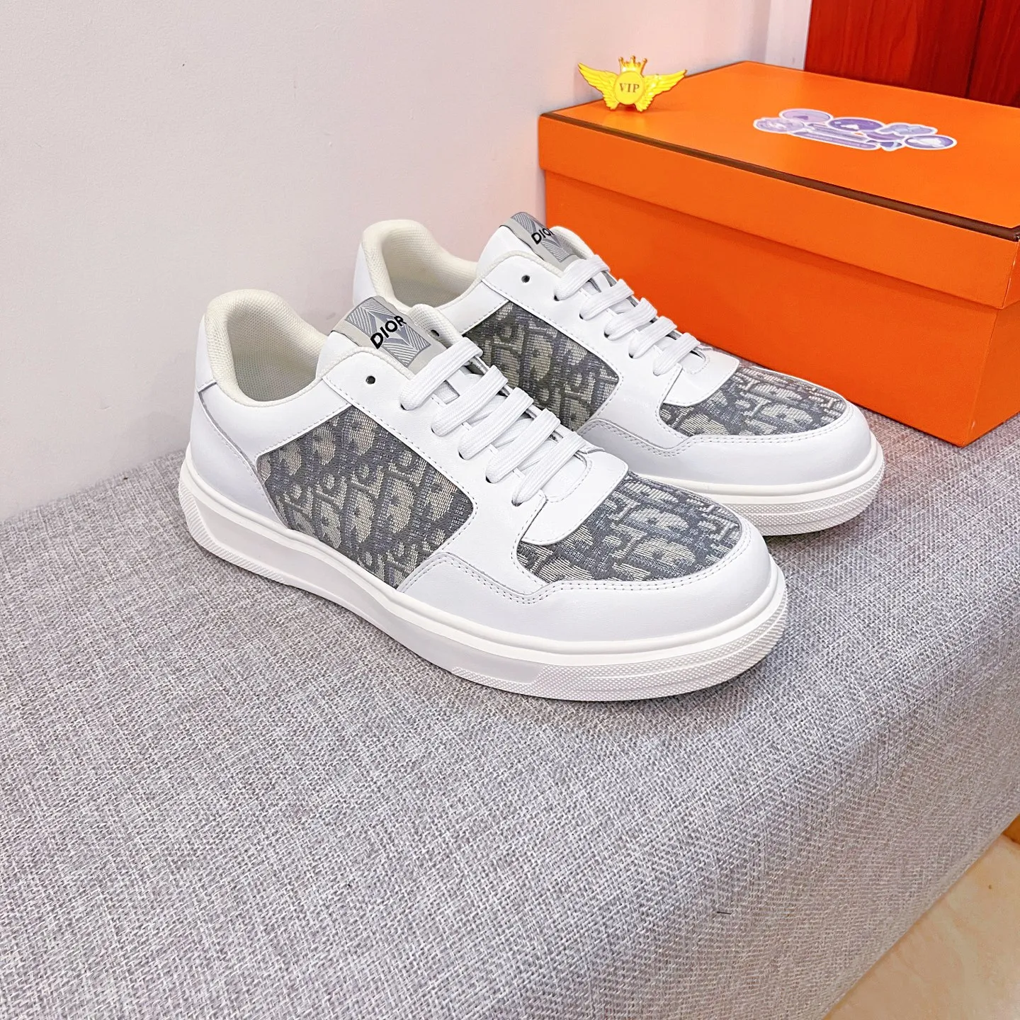 Men's men's shoes💰 420💰🔥【Dior】🔥Men's high-end brand of shoes official website 1:1 latest masterpiece: the upper is made of first-layer cowhide imported from Italy with a comfortable and breathable lining➕original non-slip and wear-resistant outsole🔥, making walking more convenient and comfortable! An exclusive new model, a stunning work, a beautiful 1:1 replica [color] compared to the official quality! Create a fashionable personality to set off your uniqueness! A must-have for trendy men! Classic 🔥Size: 38-44 Color: 🔥 2⃣️colors available🔥